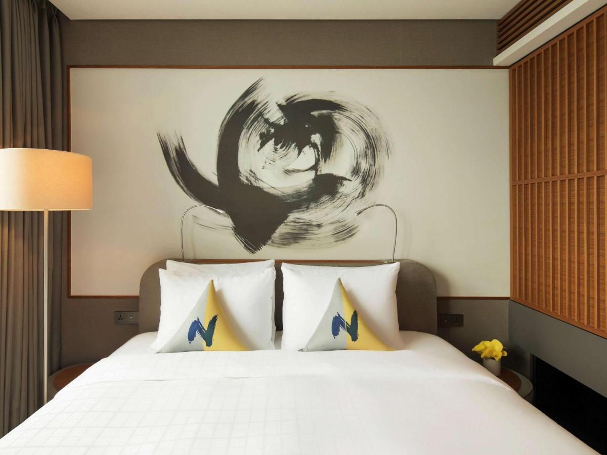 Novotel Ambassador Seoul Dongdaemun Hotels & Residences Exterior photo Deluxe Room
