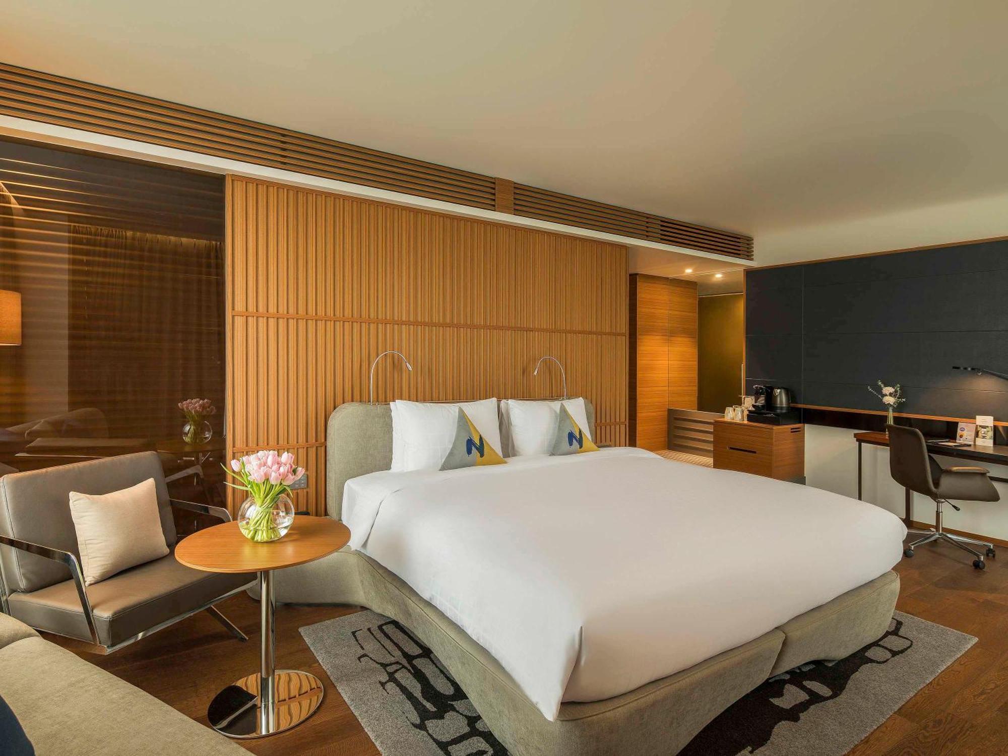 Novotel Ambassador Seoul Dongdaemun Hotels & Residences Exterior photo Deluxe Room