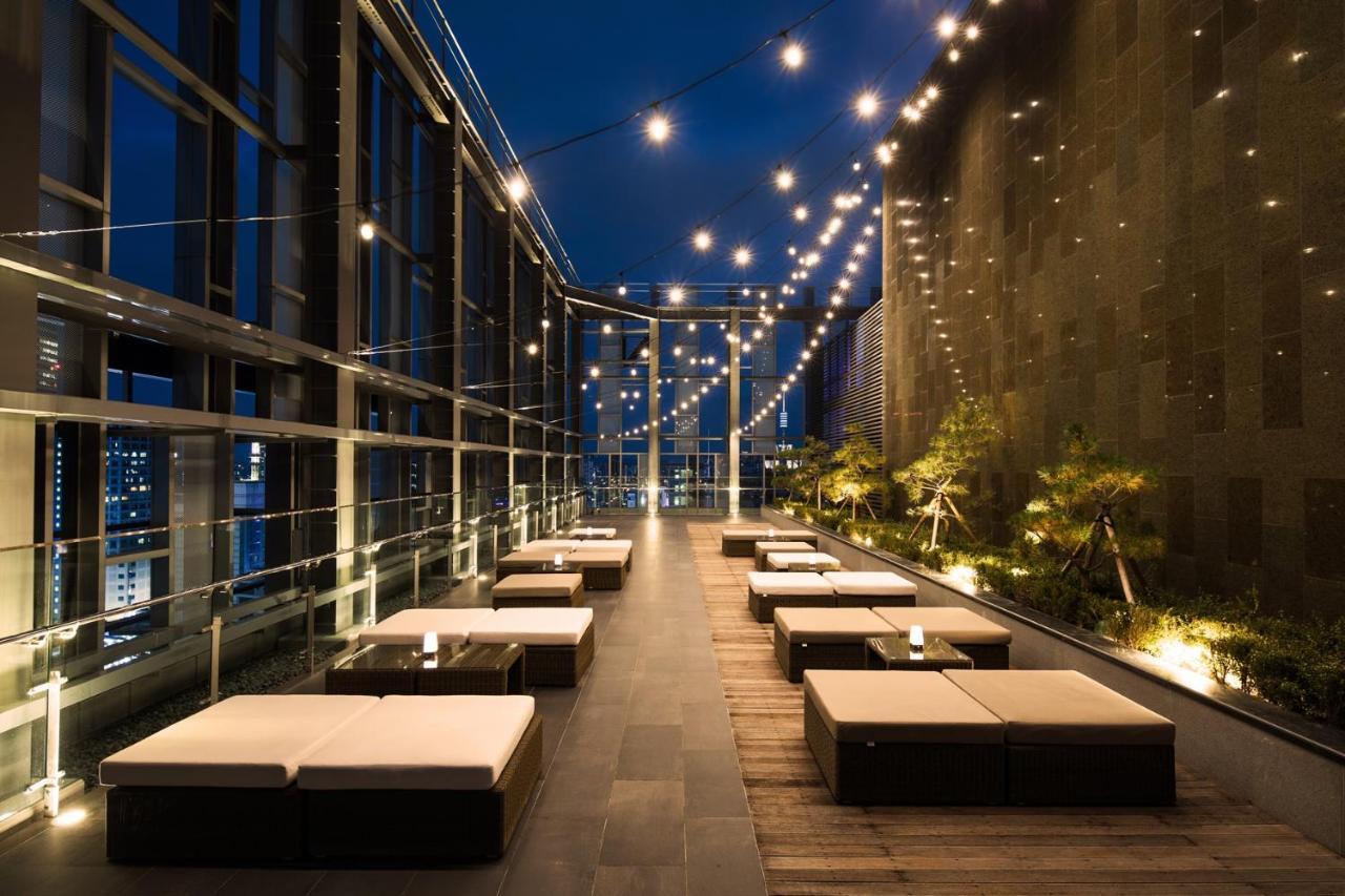 Novotel Ambassador Seoul Dongdaemun Hotels & Residences Exterior photo Sky Garden
