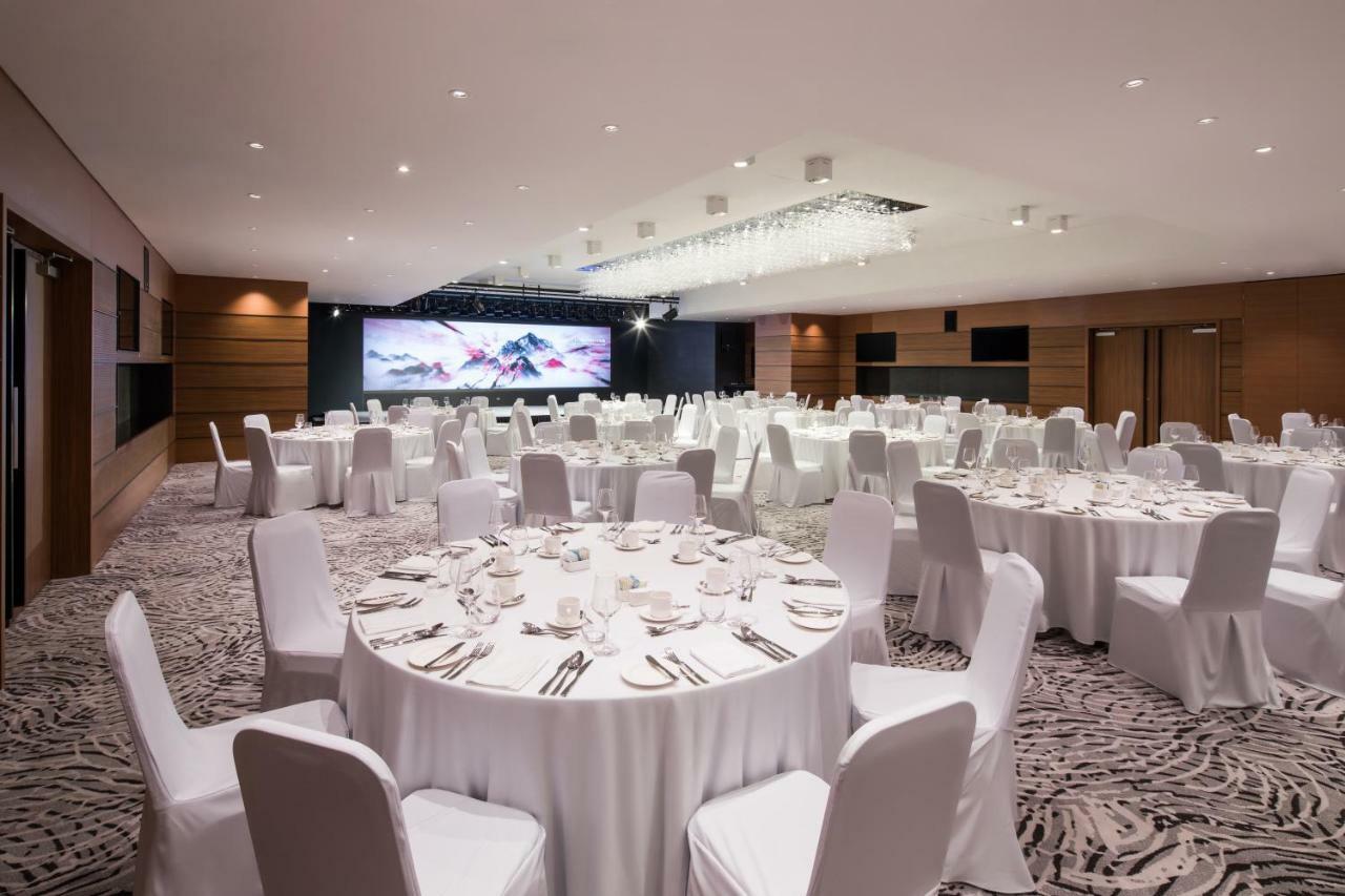 Novotel Ambassador Seoul Dongdaemun Hotels & Residences Exterior photo The ballroom